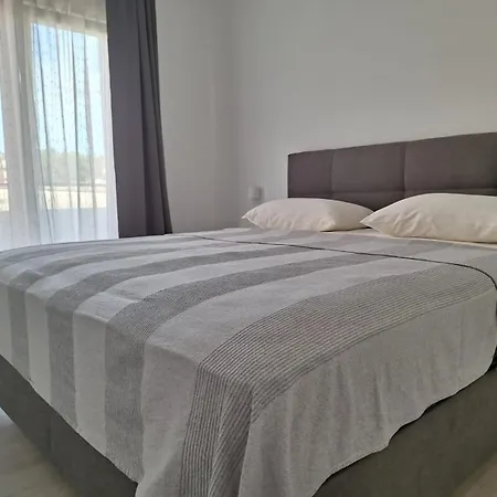 Mara * プリモシュテン