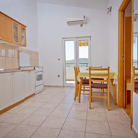Apartment Mara
